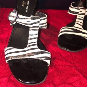 Anne Klein zebra print slides